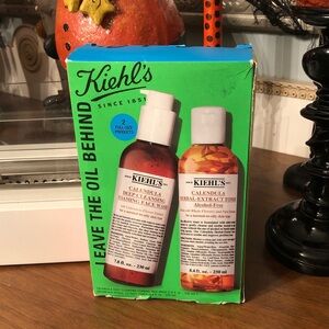 Kiehl's Calendula Cleansing Duo - Face Wash & Toner. New in Box.